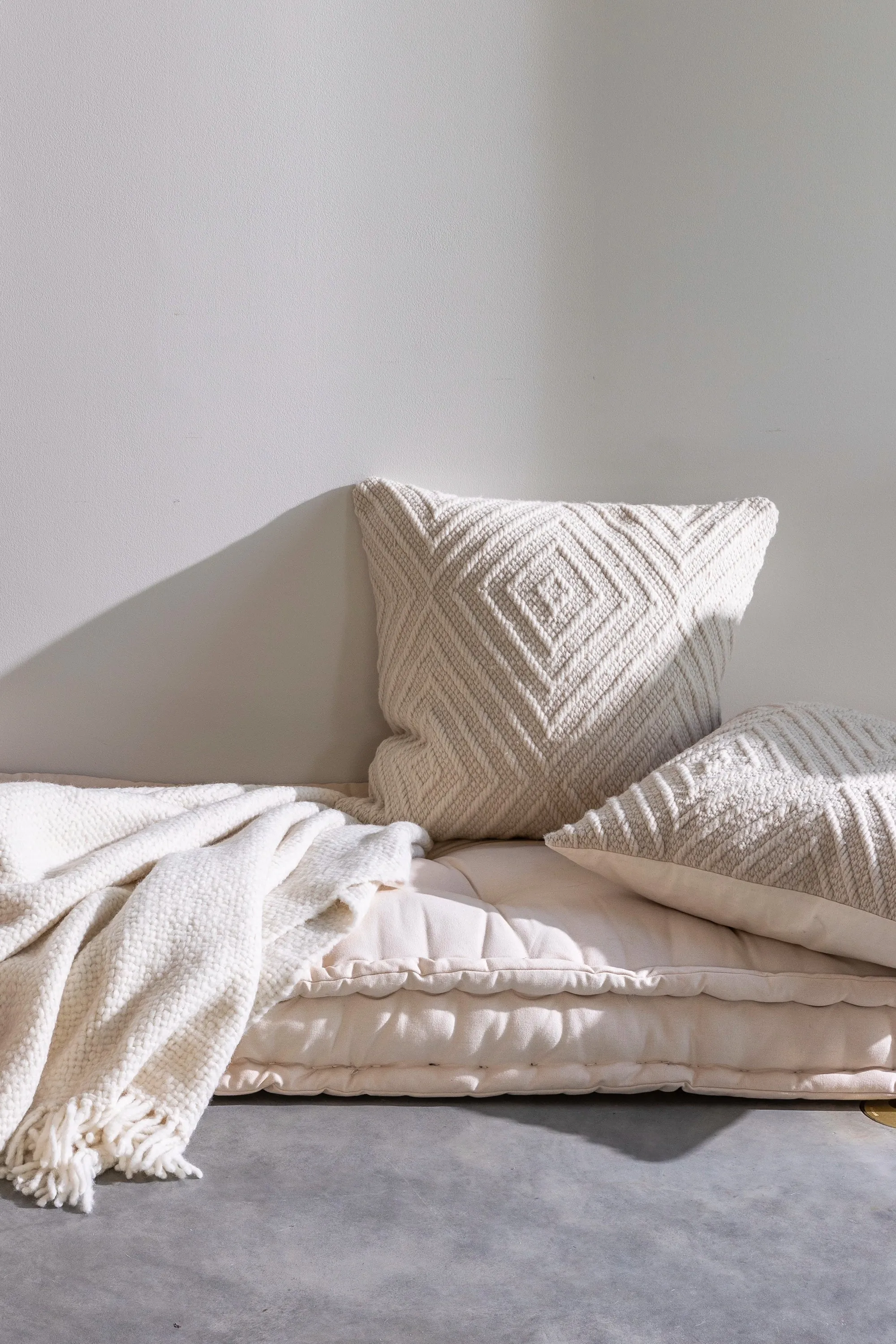 Tierra Pillow Sand